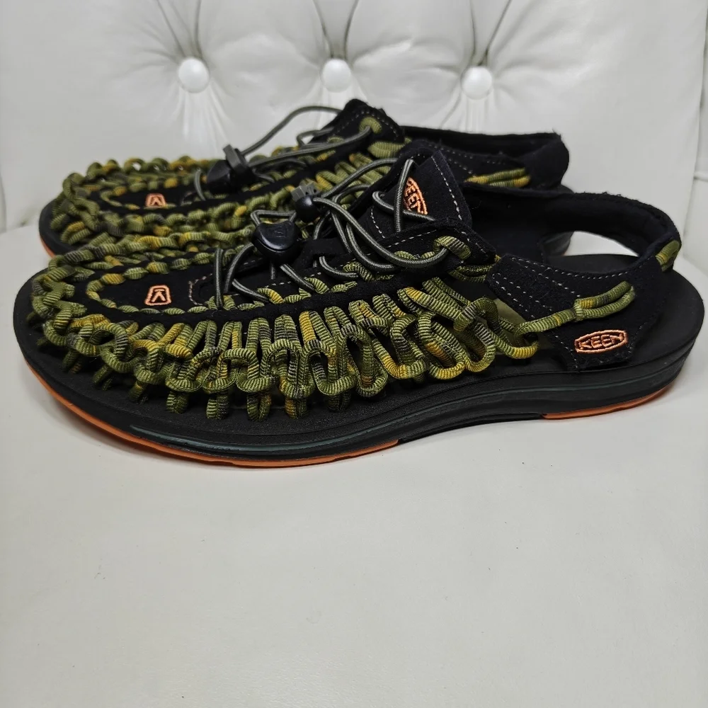 KEEN Uneek Bungee Cord Camo Green Black Braided Woven Sandals Men's Shoes Size 8